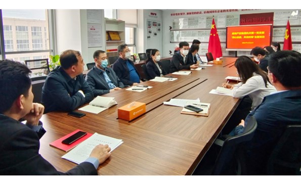 һ�δ���ͷ���������⵳�ա�����Ͷ���ſ�չ��ͬ�Ŀ��ߡ�����ʱ�衱���⵳���˶�