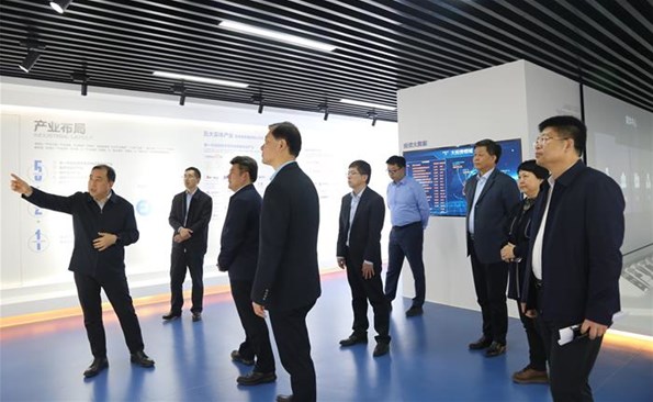 ����ץ���� ����һ����������ǿ�����Ͷ�� ��ʵ�֡���Ͷ������